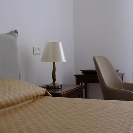 Al Corso Charming Rooms Пешичи Екстериор снимка